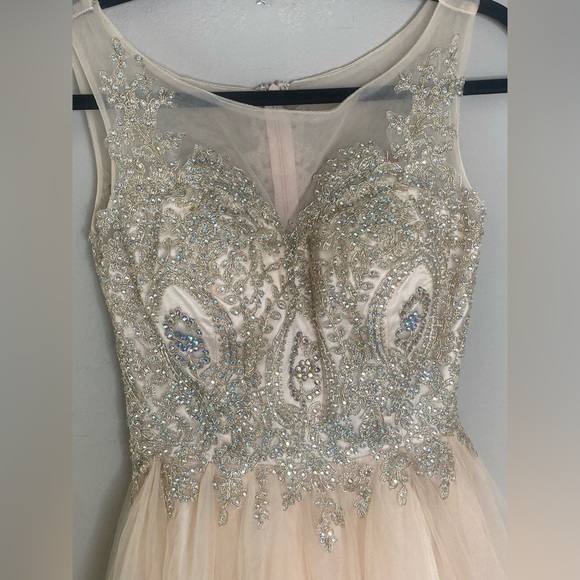 Cinderella Divine Women’s Formal Event Short Party Prom Homecoming Dress Size 6 - Picture 12 of 16